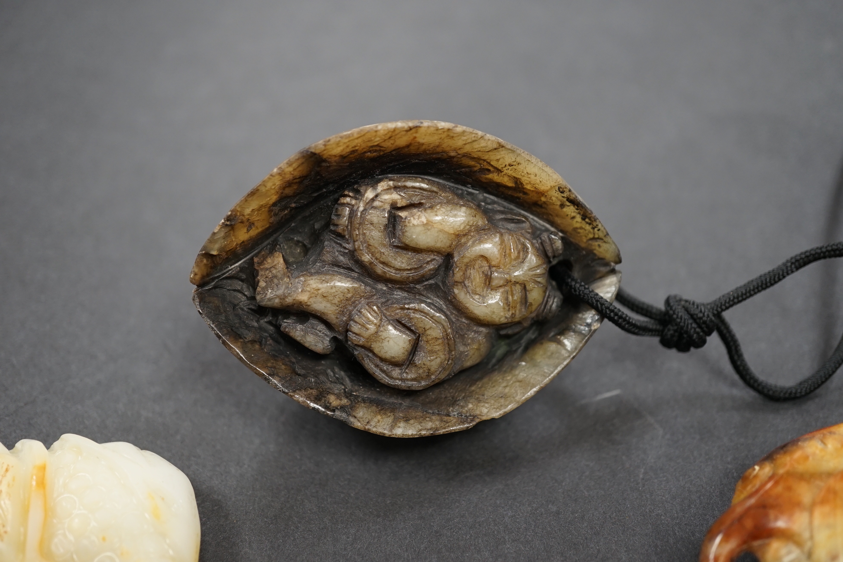 Five Chinese archaistic jade carvings, Qing dynasty and later, The largest 7.5 cm